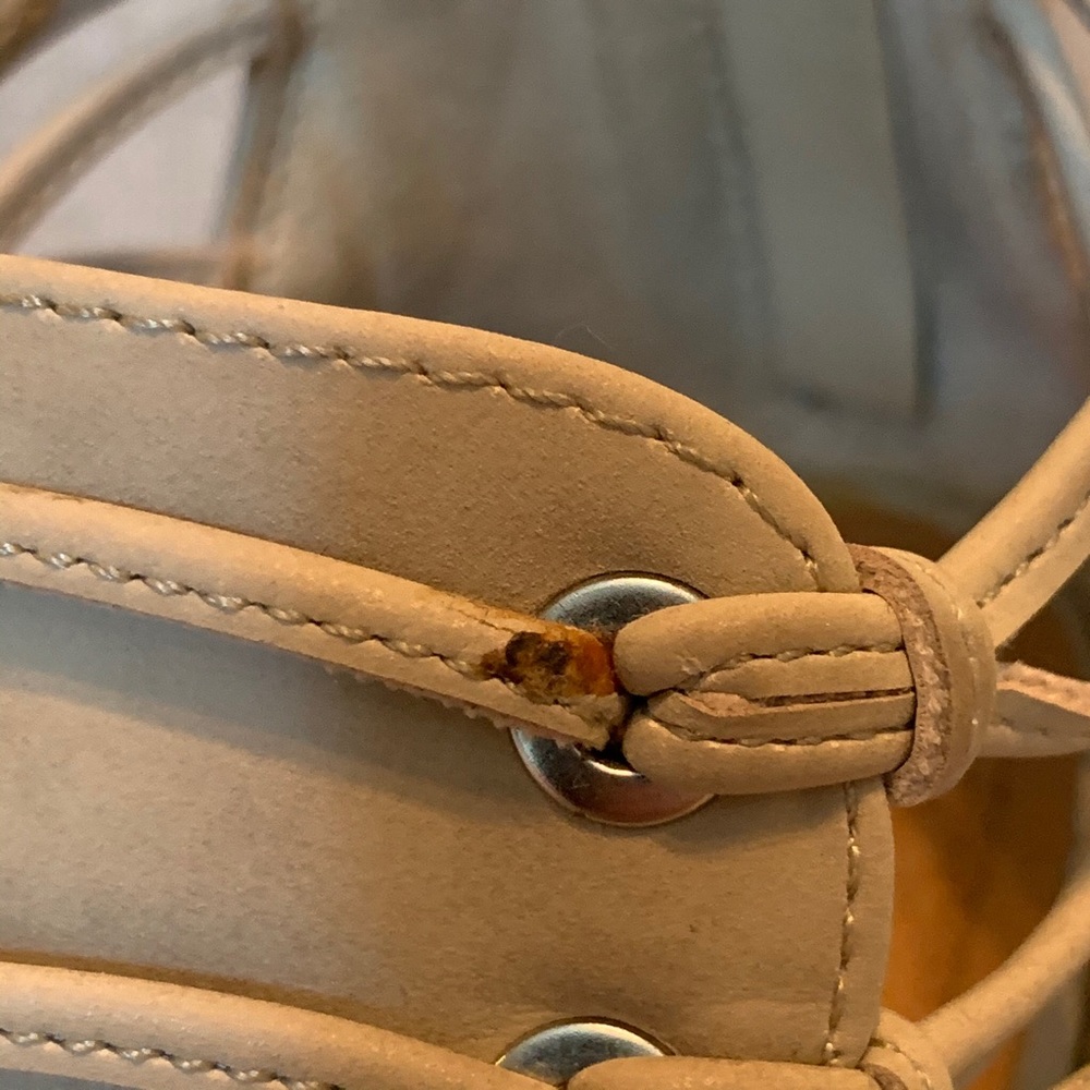 RAMPAGE Heels - Picture 3 of 7